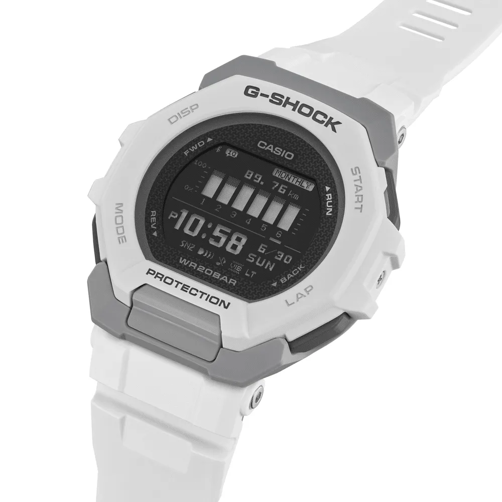 Casio G Shock G Squad Digital Bluetooth Training Worldtime 200M Water Resistant White Case And Resin Band GBD300-7D