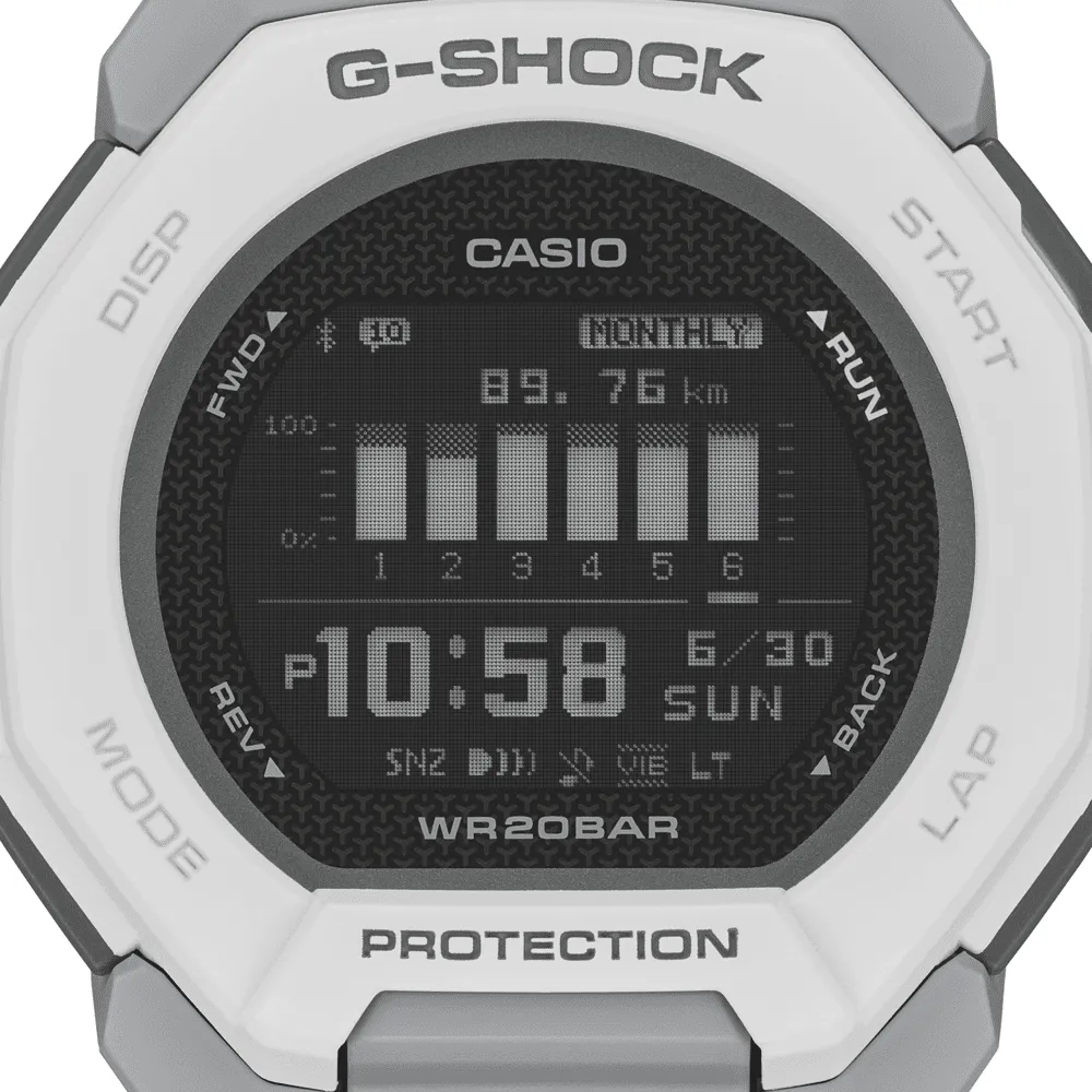 Casio G Shock G Squad Digital Bluetooth Training Worldtime 200M Water Resistant White Case And Resin Band GBD300-7D