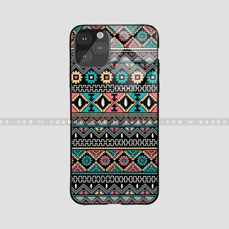 Glossy Protective Case With Traditional Design