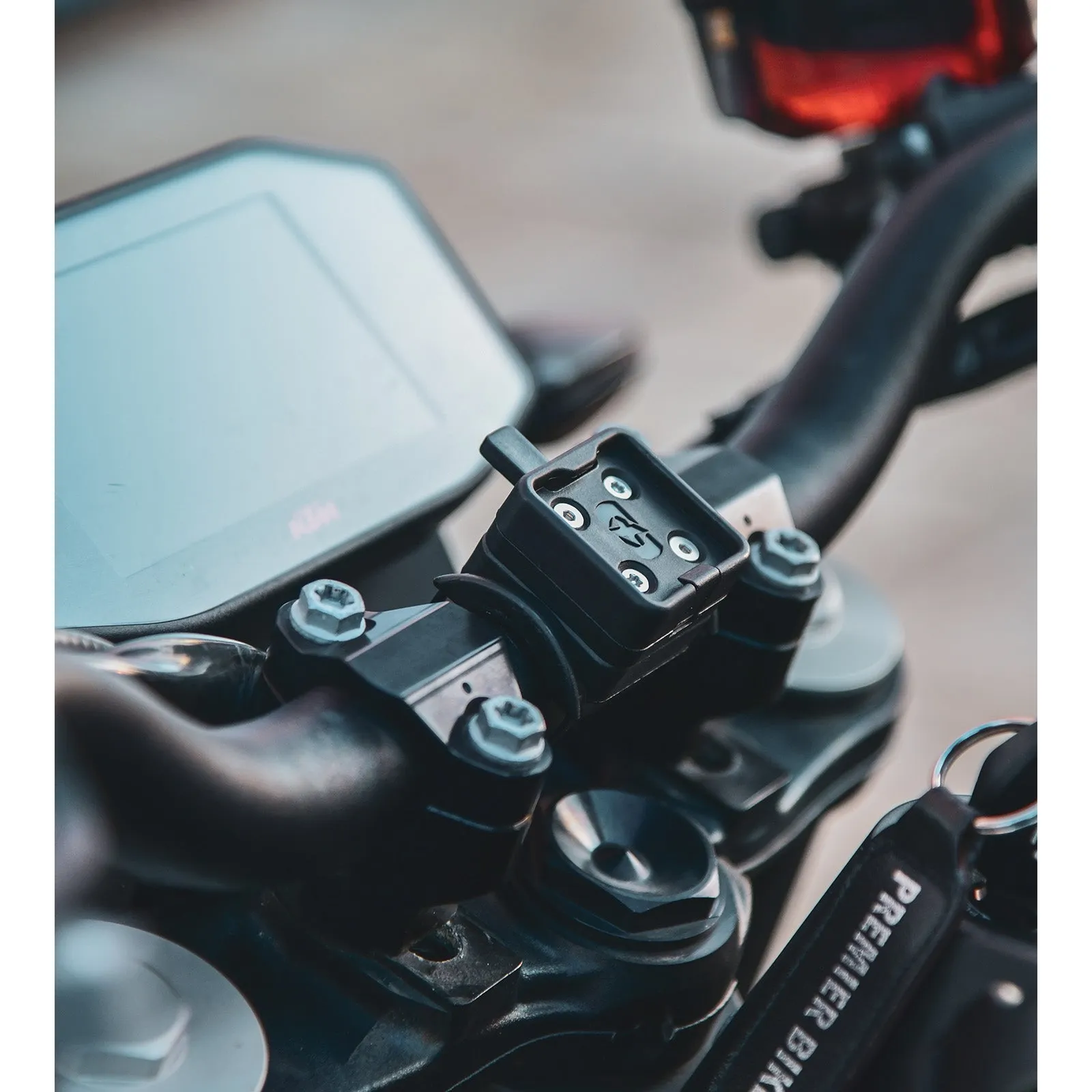 OXFORD CLIQR MOTO CABLE-TIE MOUNT