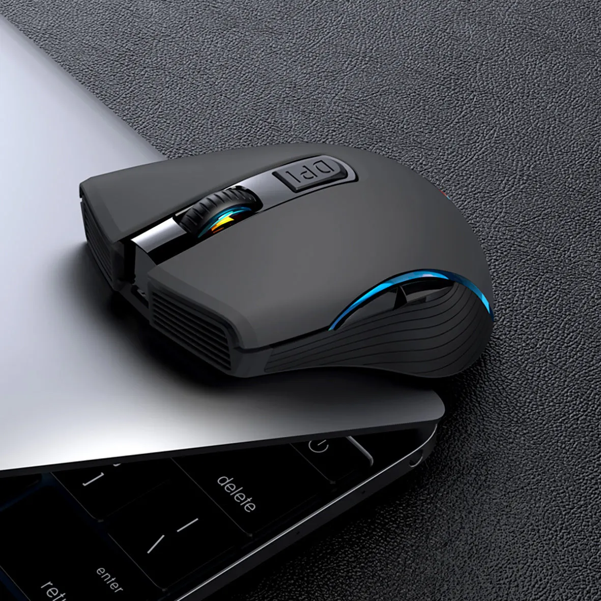 Unee Ambidextrous Bluetooth And 2.4Ghz Rechargeable Mouse